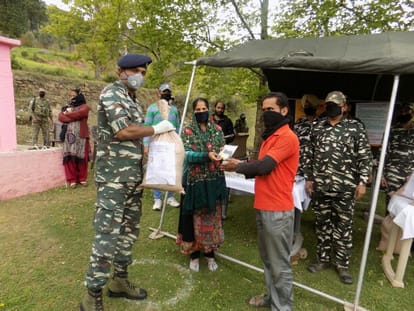 Needy people gets ration
